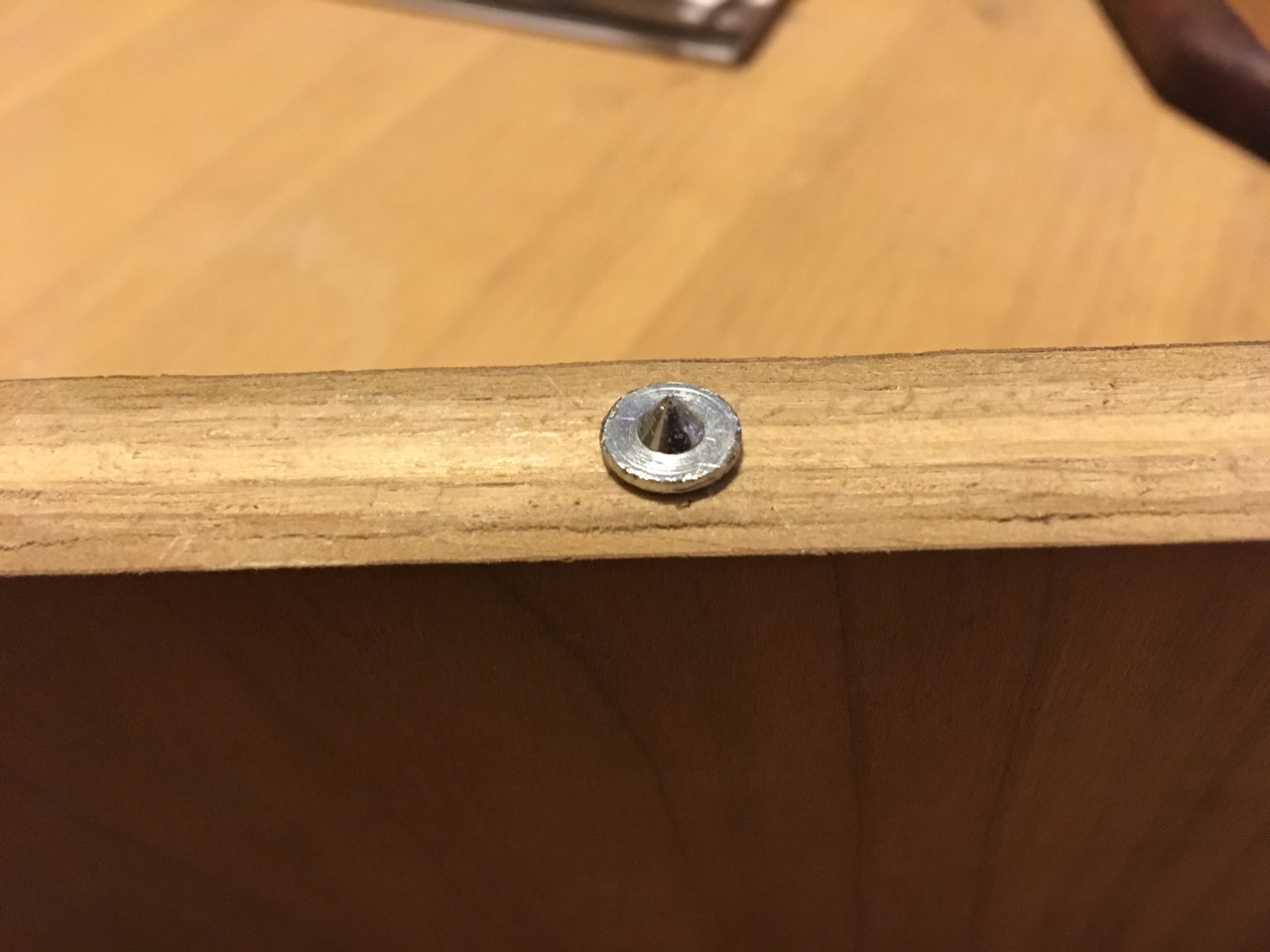 dowel center in hole